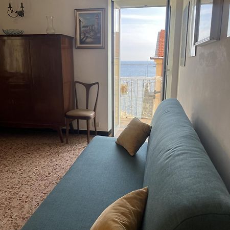 체르보 Casa Del Sole Affacciato Sul Mare 아파트 외부 사진