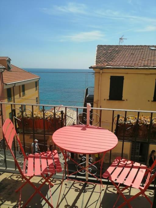 체르보 Casa Del Sole Affacciato Sul Mare 아파트 외부 사진