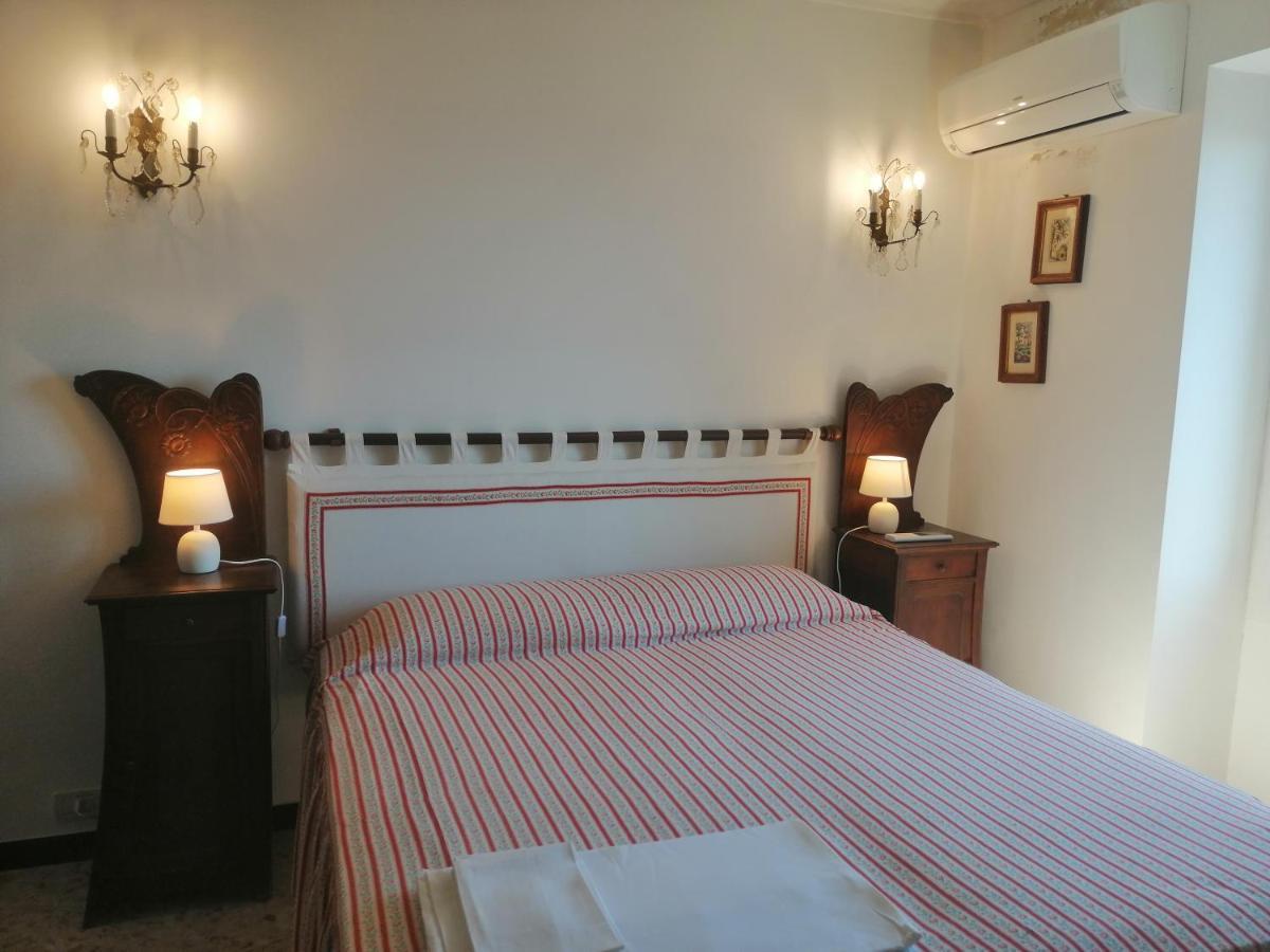 체르보 Casa Del Sole Affacciato Sul Mare 아파트 외부 사진
